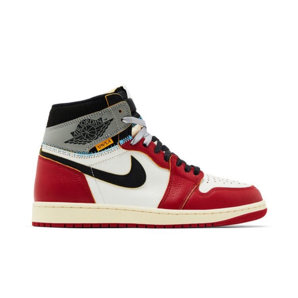 Air Jordan 1 High OG "Chicago" - Red/White/Black